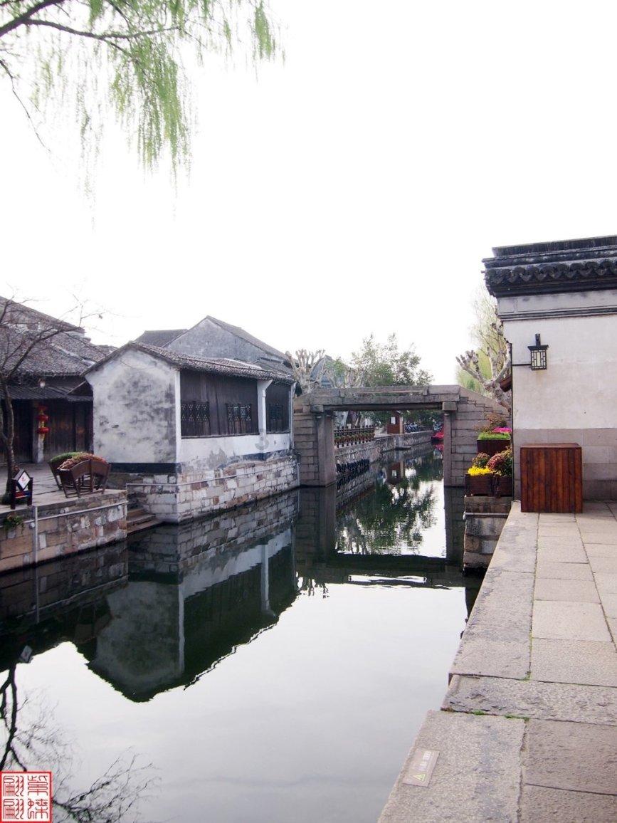 金域澜湾：贴车贴 ，百元油卡免费送